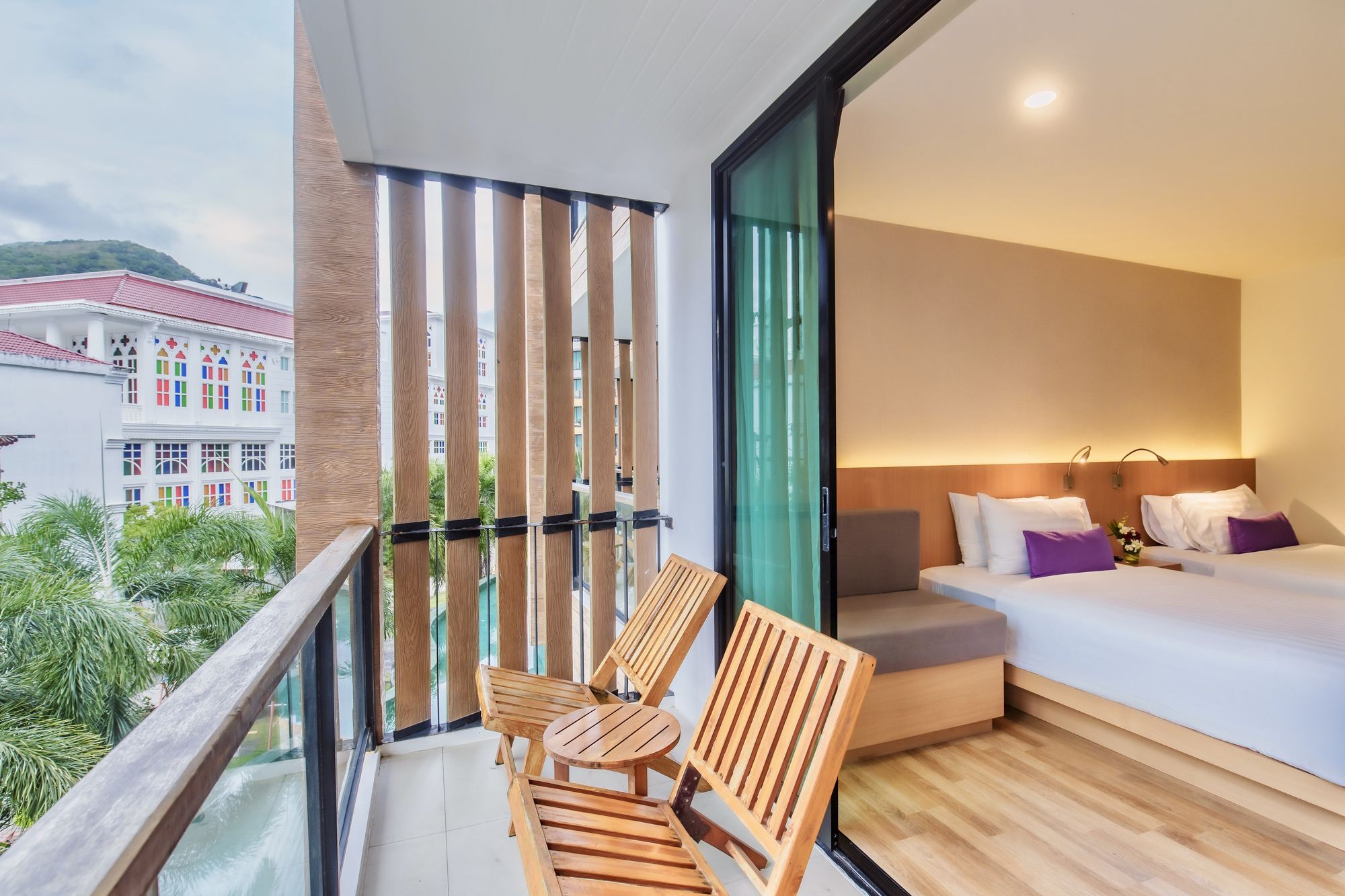 Deluxe Twin Balcony