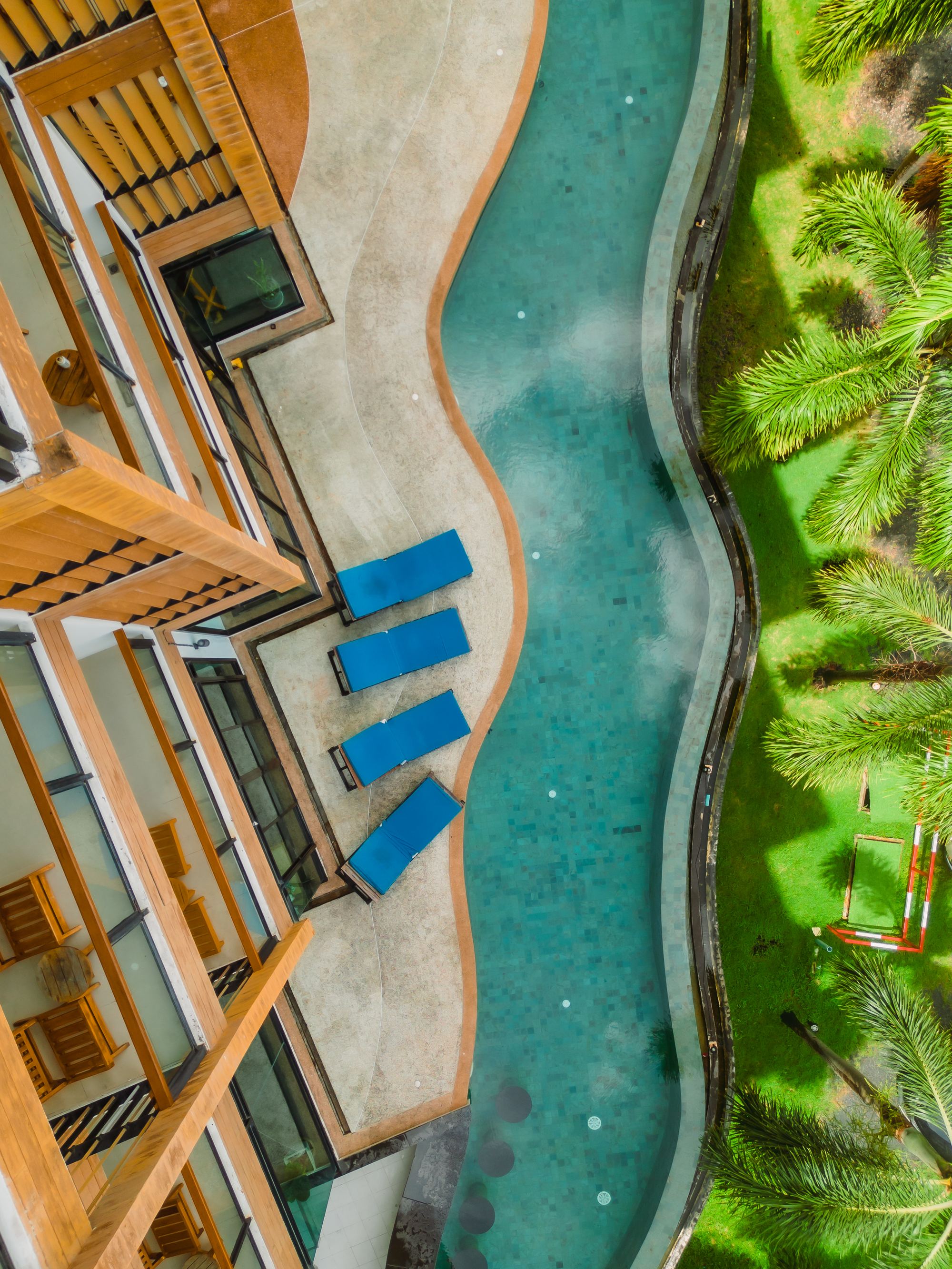 Executive King Pool View